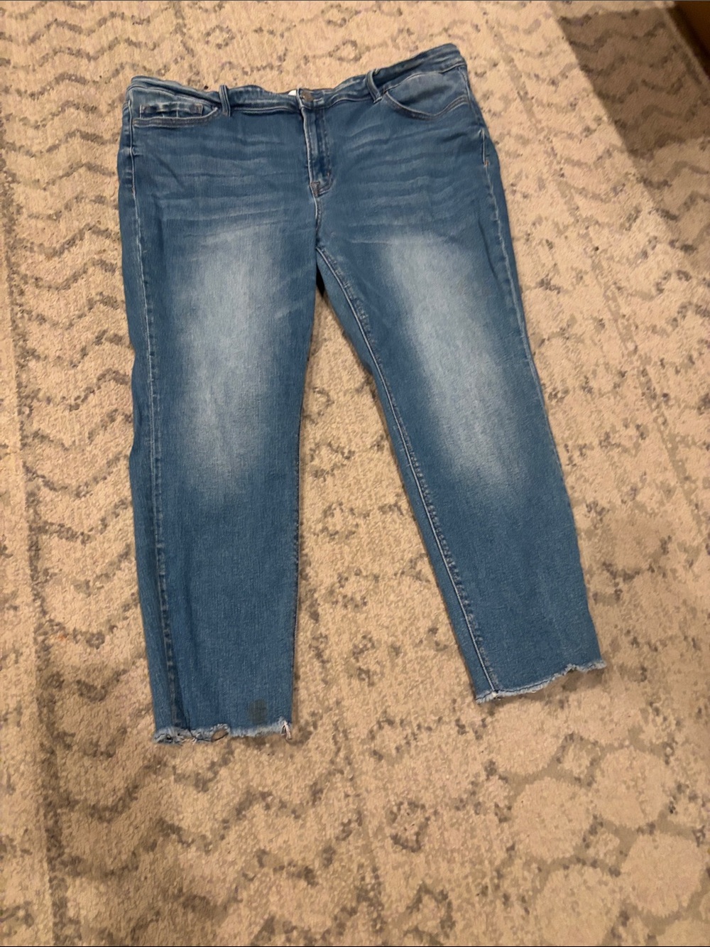 Cropped Ankle Stretch Jeans in Blue